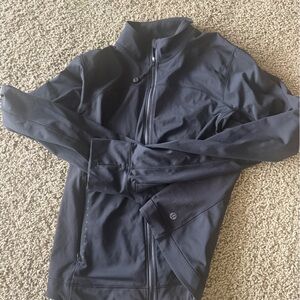 Lululemon size 12 running jacket